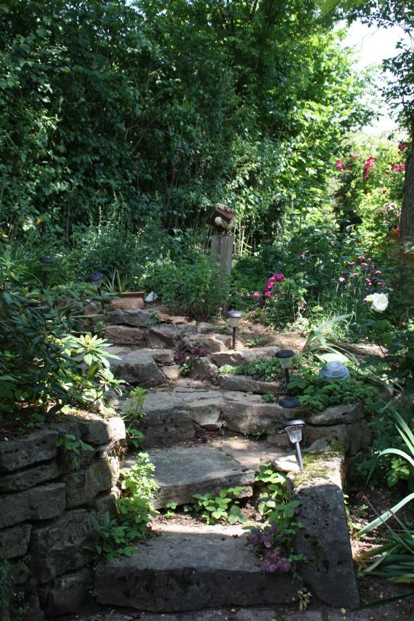 Ferienwohnung Gartenreich Obereisenheim Exterior photo